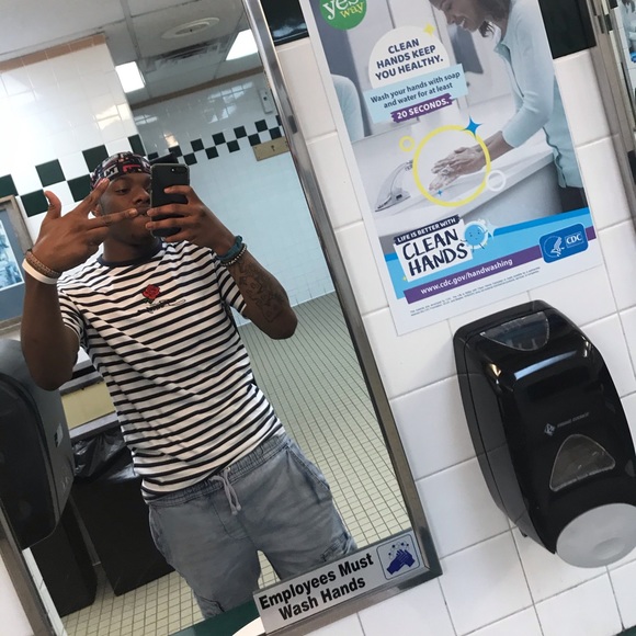 Meet your Posher, Treshawn - Picture 1 of 1